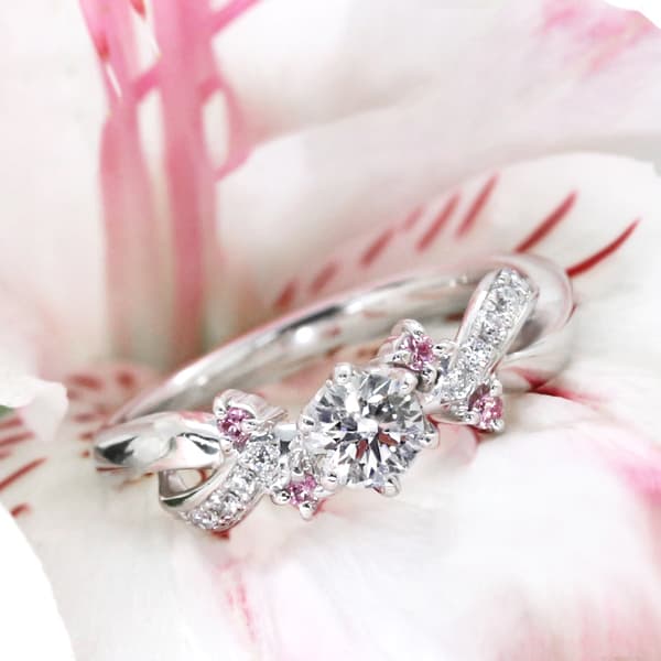 Stella ピンクダイヤ 婚約指輪