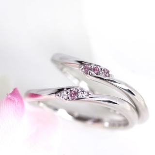 ピンクダイヤの結婚指輪『Rosemary』デビュー！ | 結婚指輪・婚約指輪