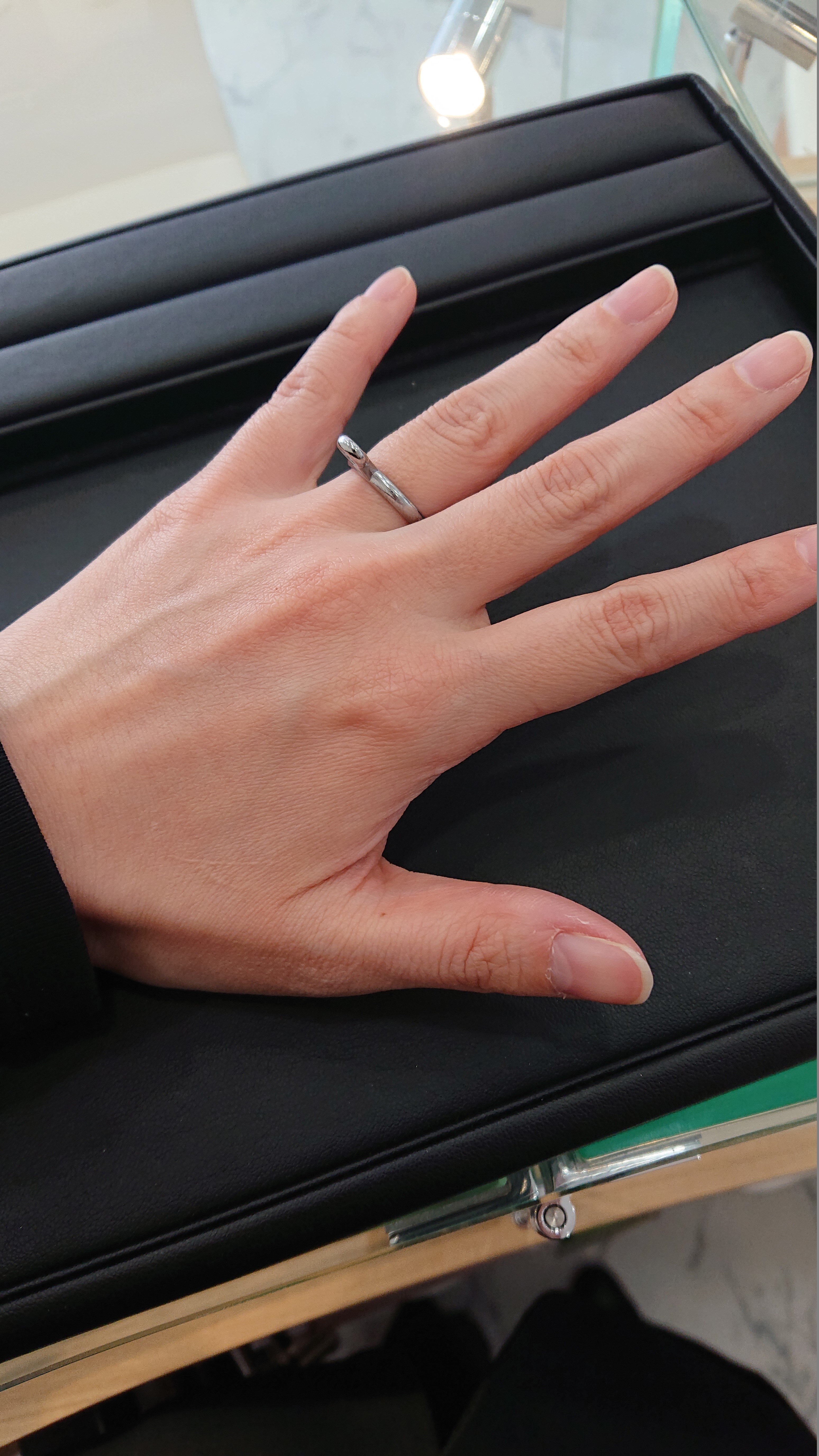 リングサイズを測ってみた 結婚指輪 婚約指輪はピンクダイヤ専門店 銀座リム